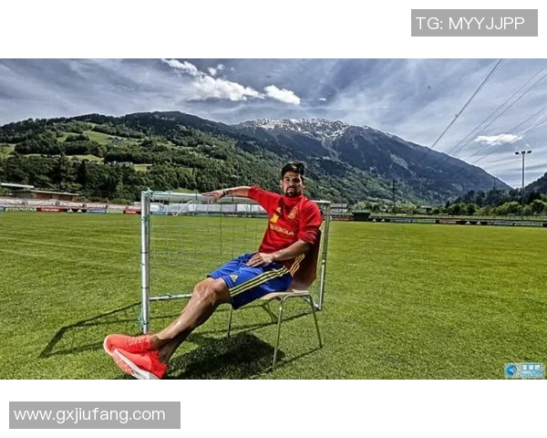 摩罗足球天赋揭秘 从青年才俊到世界级球星的成长之路 摩罗足球天赋揭秘 从青年才俊到世界级球星的成长之路